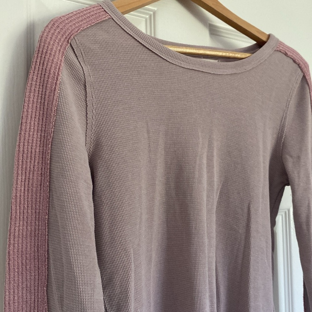 We The Free Mauve and Pink Long Sleeve Sweatshirt - Picture 2 of 4